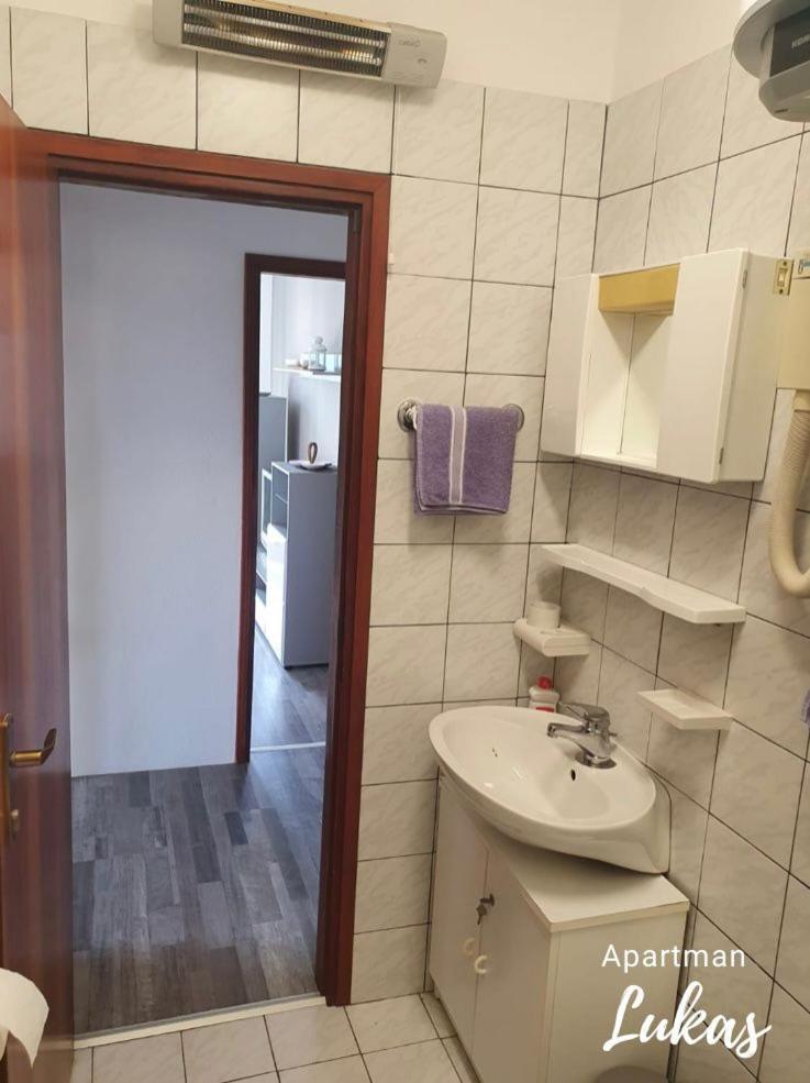 Apartmani Mazzarolli Jadranovo Chambre photo