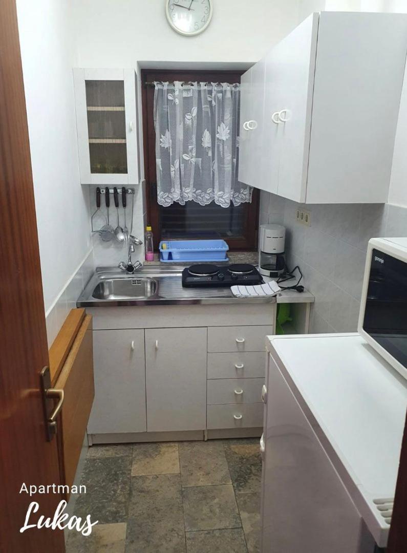 Apartmani Mazzarolli Jadranovo Chambre photo